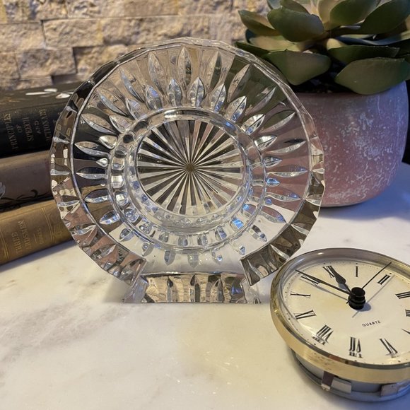 Quartz Crystal Desk Clock - Picture 2 of 6